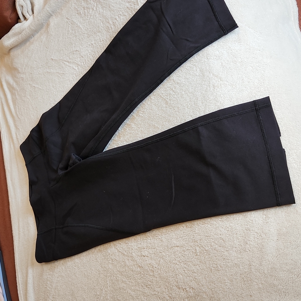 Lululemon crop pants